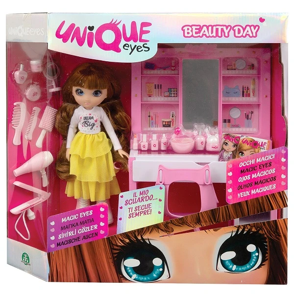 Unique Eyes Beauty Day Playset Fashion Doll